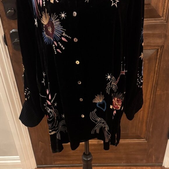 Johnny Was Embroidered Black Velvet Women's Top - Picture 3 of 8